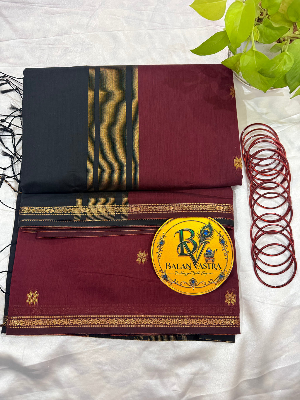 Maroon Saree with Gold Zari Border and Black Pallu Maheshwari Cotton Silk Saree for Women | Maheswari Pure Cotton Saree | Traditional Saree | Office Wear Saree | Daily Wear Saree | Festive Saree | Lightweight Saree